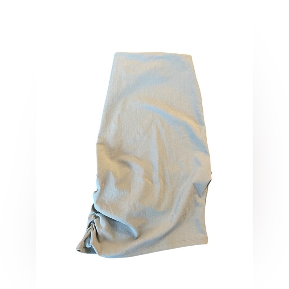 Zara Halter Neck Sleeveless Top - Size Small in Sage Green - Picture 2 of 9